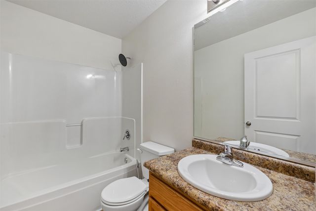 3180 SW Arlan Lane, Ankeny, IA 50023