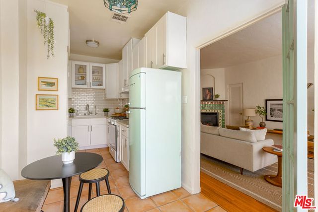 2166 Beachwood Terrace 2168, Los Angeles, CA 90068