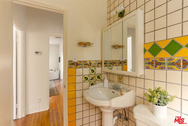 2166 Beachwood Terrace 2168, Los Angeles, CA 90068