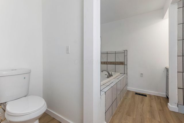 107 E 2nd Avenue, Hebron, OH 43025