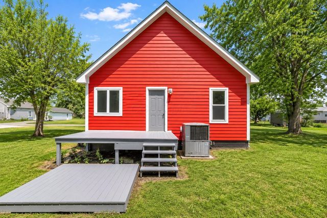 107 E 2nd Avenue, Hebron, OH 43025