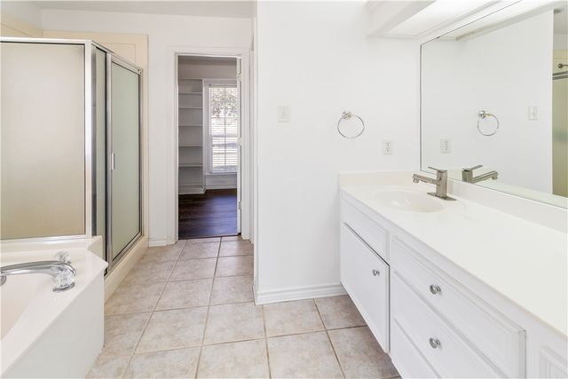 3500 Pioneer Circle, Bryan, TX 77808