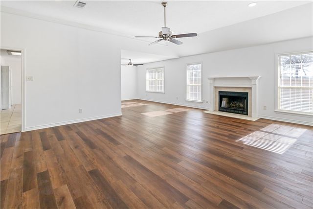 3500 Pioneer Circle, Bryan, TX 77808