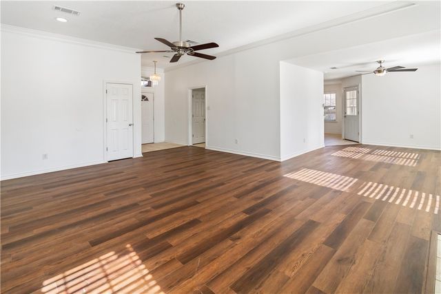 3500 Pioneer Circle, Bryan, TX 77808