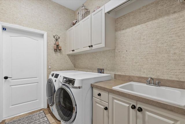 3508 LA PALOMA AVENUE, Sarasota, FL 34242