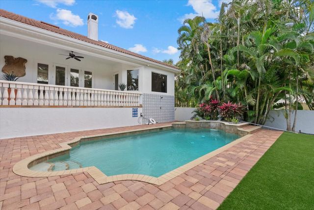 3508 LA PALOMA AVENUE, Sarasota, FL 34242