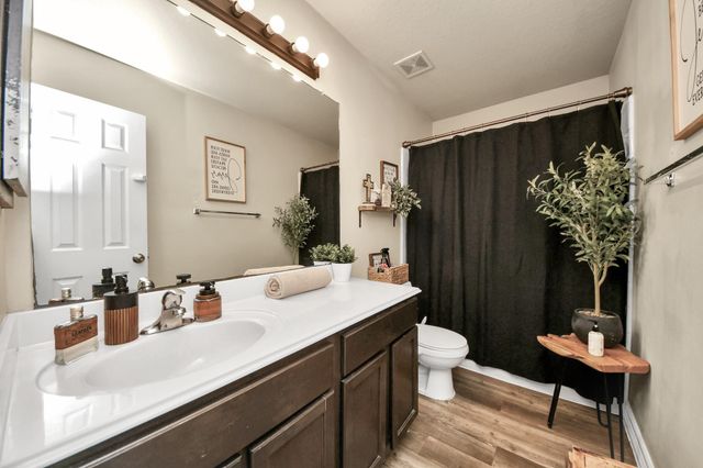 20918 Fox Cliff Lane, Humble, TX 77338