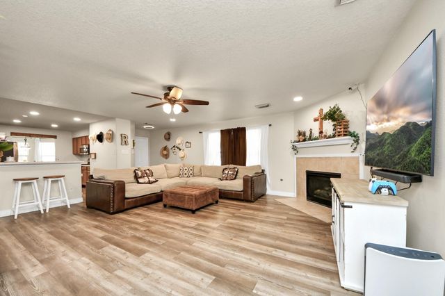 20918 Fox Cliff Lane, Humble, TX 77338