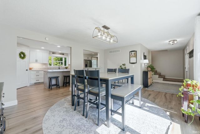 5930 Rosedale Drive, Fort Wayne, IN 46804