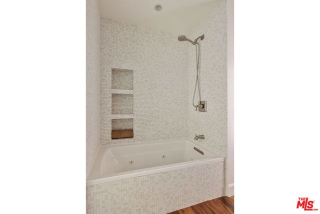 4801 Sonata Lane, Los Angeles, CA 90042