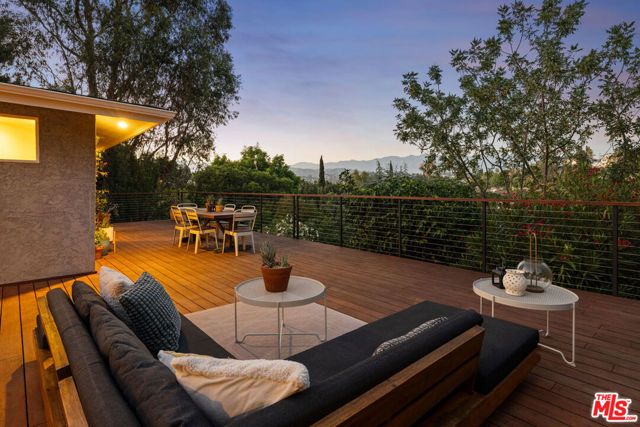 4801 Sonata Lane, Los Angeles, CA 90042