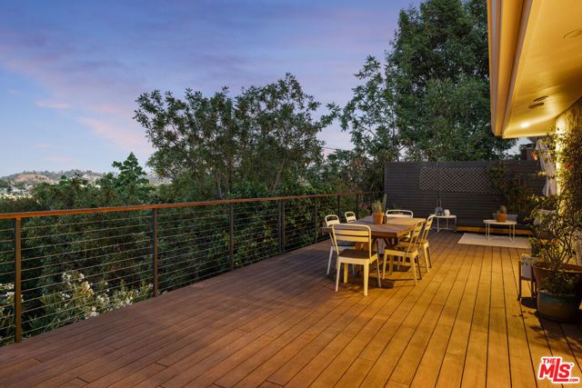 4801 Sonata Lane, Los Angeles, CA 90042