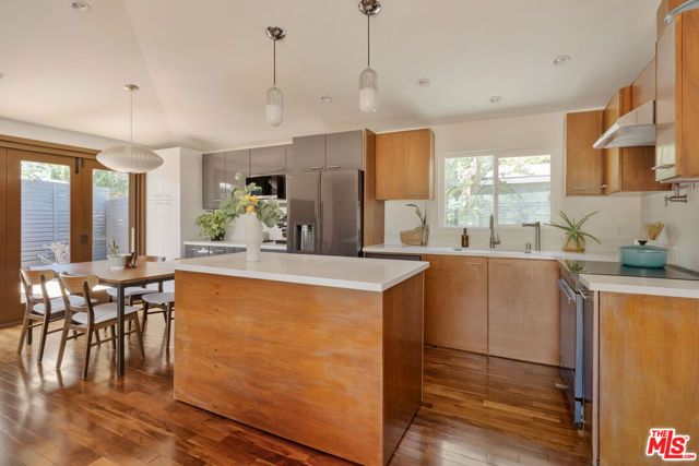 4801 Sonata Lane, Los Angeles, CA 90042