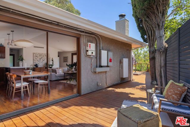 4801 Sonata Lane, Los Angeles, CA 90042