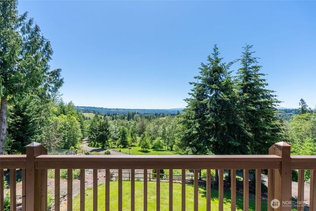 206 Fawnhill Drive, Salkum, WA 98582