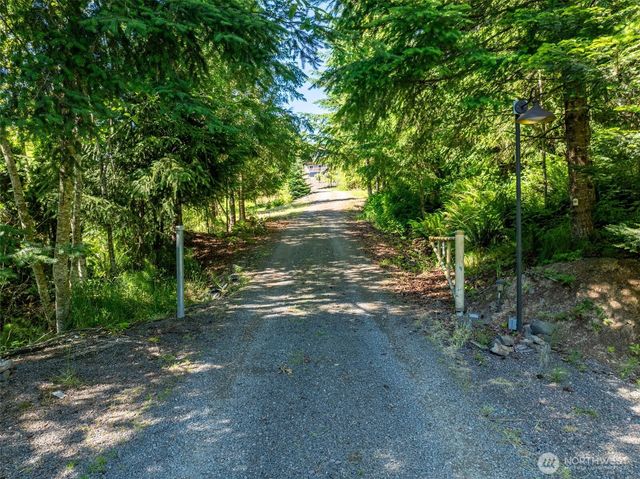 206 Fawnhill Drive, Salkum, WA 98582