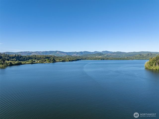 206 Fawnhill Drive, Salkum, WA 98582