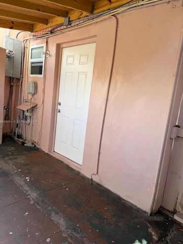 900 NW 121st Street, North Miami, FL 33168
