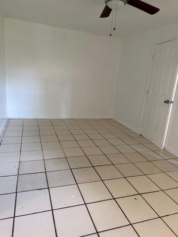 900 NW 121st Street, North Miami, FL 33168