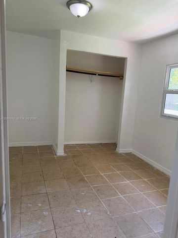 900 NW 121st Street, North Miami, FL 33168