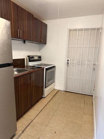 900 NW 121st Street, North Miami, FL 33168