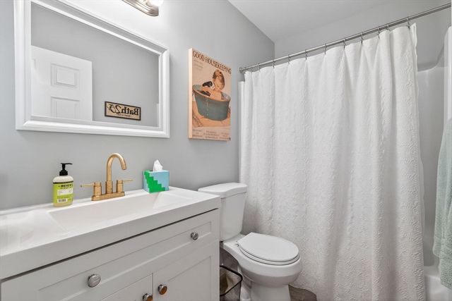 7 S Stone Mill Drive 412, Dedham, MA 02026