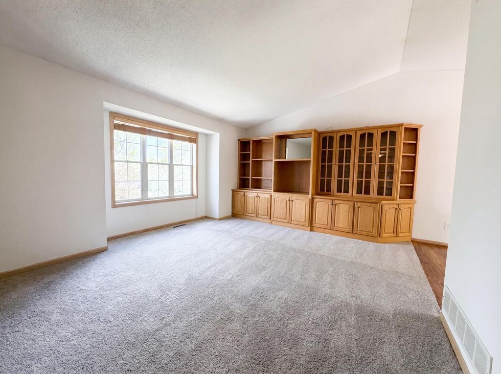 14734 Yosemite Avenue S, Savage, MN 55378 — photo 3