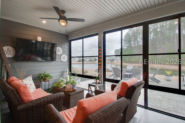 155 Dawnbrook Ct, Okatie, SC 29909