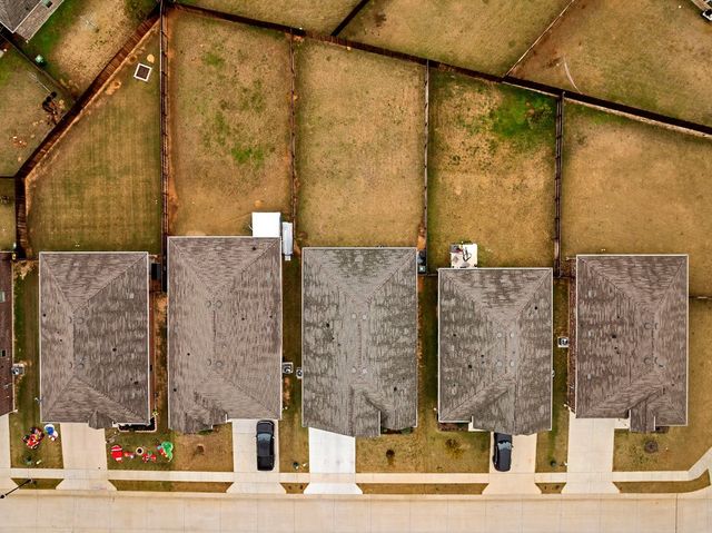 3027 Moccasin Lane, Aubrey, TX 76227