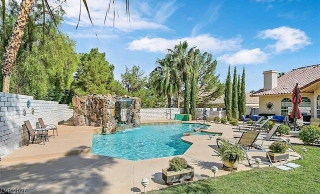 7412 Silver Palm Avenue, Las Vegas, NV 89117