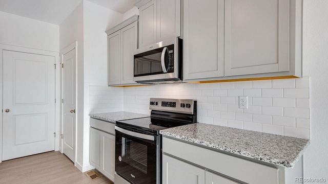 9855 Ceylon Court, Commerce City, CO 80022