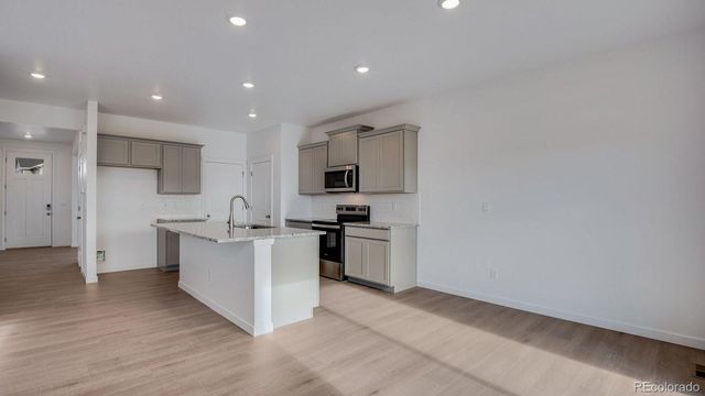 9855 Ceylon Court, Commerce City, CO 80022