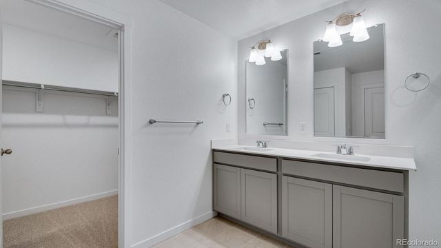 9855 Ceylon Court, Commerce City, CO 80022