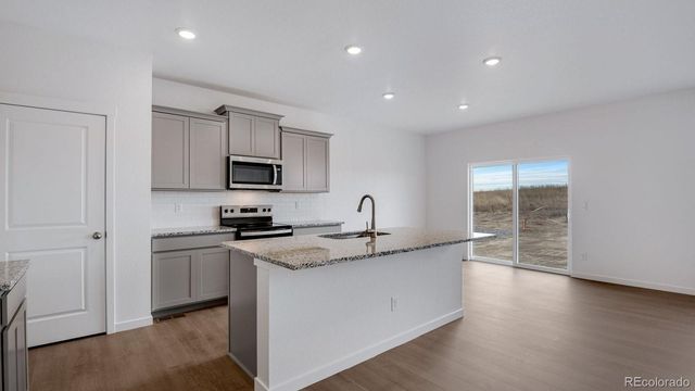 9855 Ceylon Court, Commerce City, CO 80022