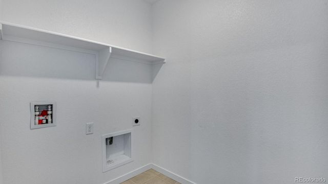 9855 Ceylon Court, Commerce City, CO 80022