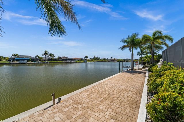 8242 TRACY CIRCLE, Port Charlotte, FL 33981