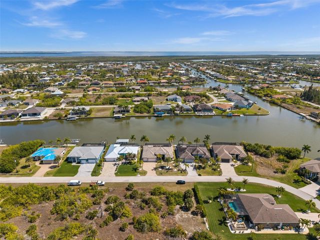 8242 TRACY CIRCLE, Port Charlotte, FL 33981