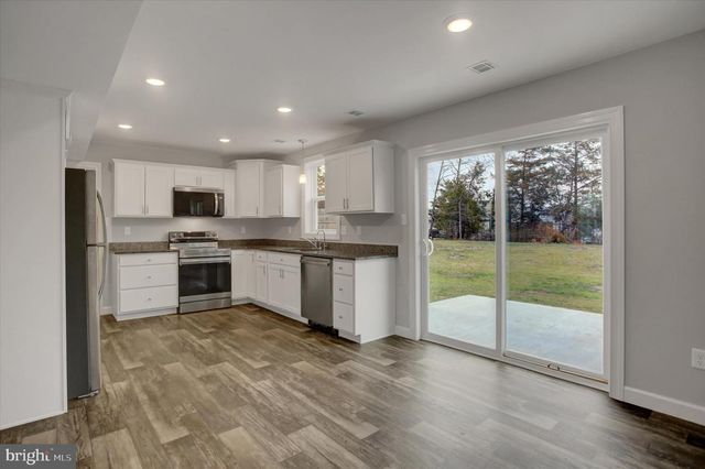 4307 PERCY AVE, Chambersburg, PA 17202