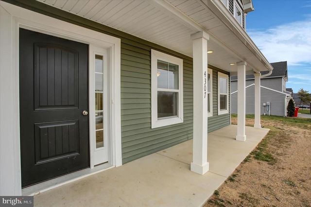 4307 PERCY AVE, Chambersburg, PA 17202