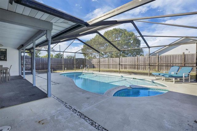 295 S GLEN AVENUE, Lake Alfred, FL 33850