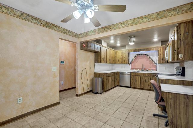 295 S GLEN AVENUE, Lake Alfred, FL 33850