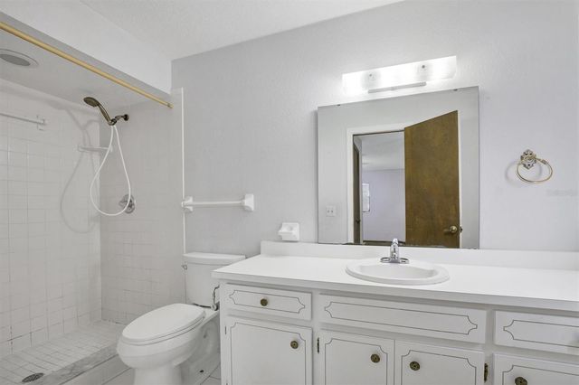 295 S GLEN AVENUE, Lake Alfred, FL 33850