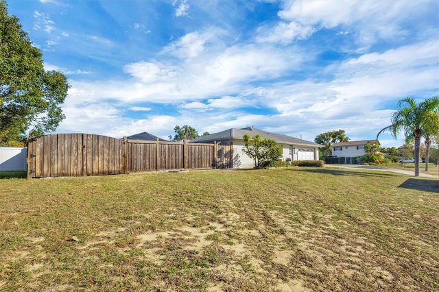 295 S GLEN AVENUE, Lake Alfred, FL 33850