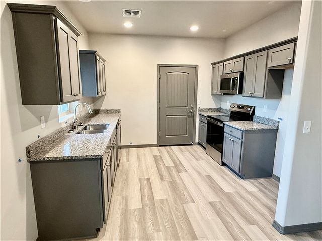 1741 Lucille Ave, Kingman, AZ 86401