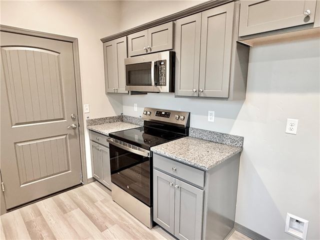 1741 Lucille Ave, Kingman, AZ 86401