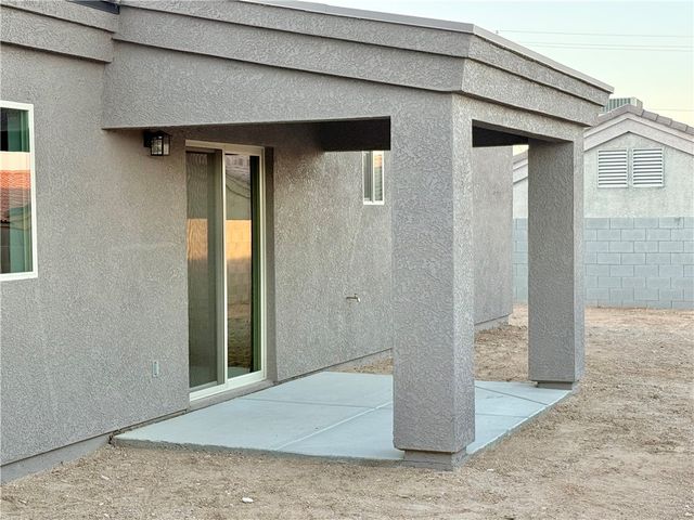 1741 Lucille Ave, Kingman, AZ 86401