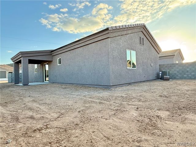 1741 Lucille Ave, Kingman, AZ 86401