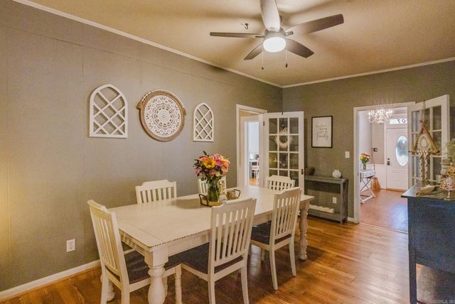 107 E Sullenberger Avenue, Malvern, AR 72104