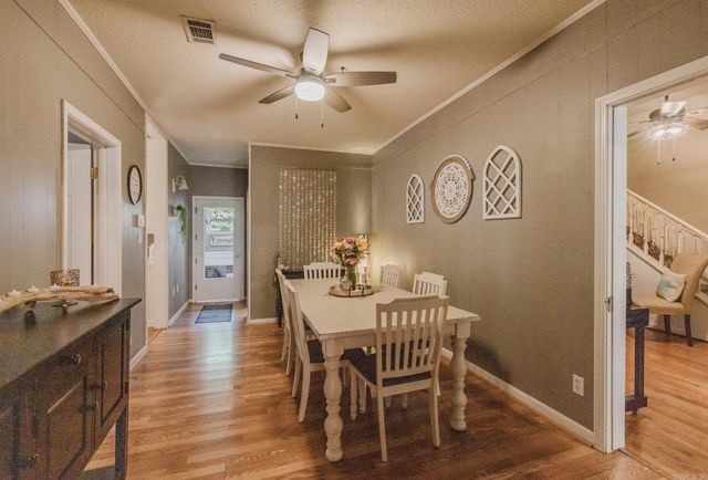 107 E Sullenberger Avenue, Malvern, AR 72104