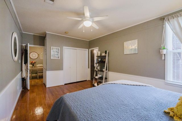 107 E Sullenberger Avenue, Malvern, AR 72104